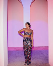 Load image into Gallery viewer, Embroidered Midi Skirt