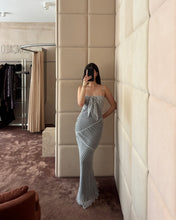 Load image into Gallery viewer, Black And White Striped Maxi Dress W/ Scarf
