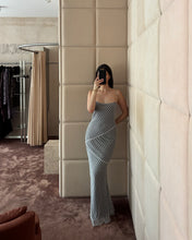 Load image into Gallery viewer, Black And White Striped Maxi Dress W/ Scarf