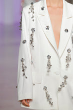 Load image into Gallery viewer, White Blazer W/ Flower Appliqués