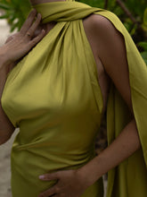 Load image into Gallery viewer, Green Halter Maxi Dress